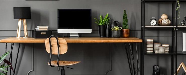 Creating a Budget Home Office in a Tiny City Flat
