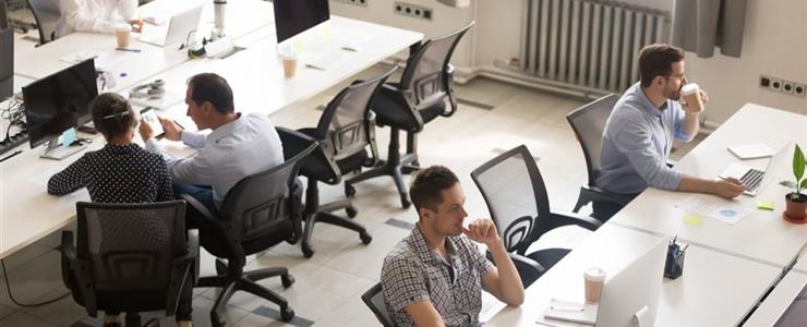 Minimum Desk Space Requirements in the UK