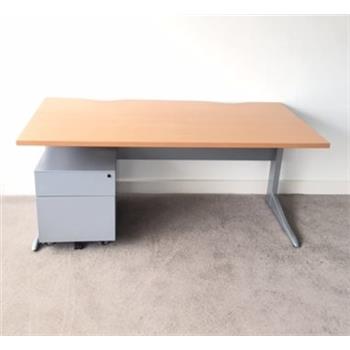 Second Hand Herman Miller 1600 Beech With Silver Mobile Pedestal