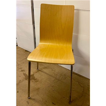 Wooden Shell 4-Leg Bistro Chair