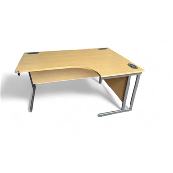 1600 Oak L Shape Desk
