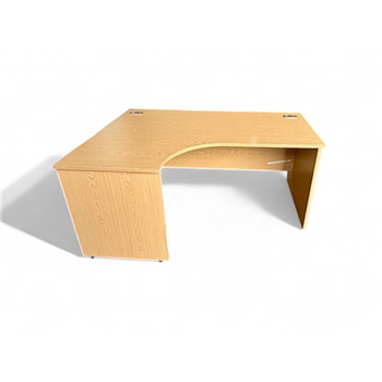 1600 Oak Panel End Radial Desk