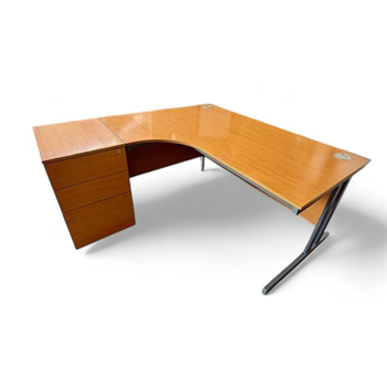 1575 Beech Cantilever Radial Desk with Pedestal