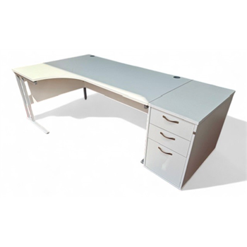 1800 White Radial with 800 Desk High Pedestal
